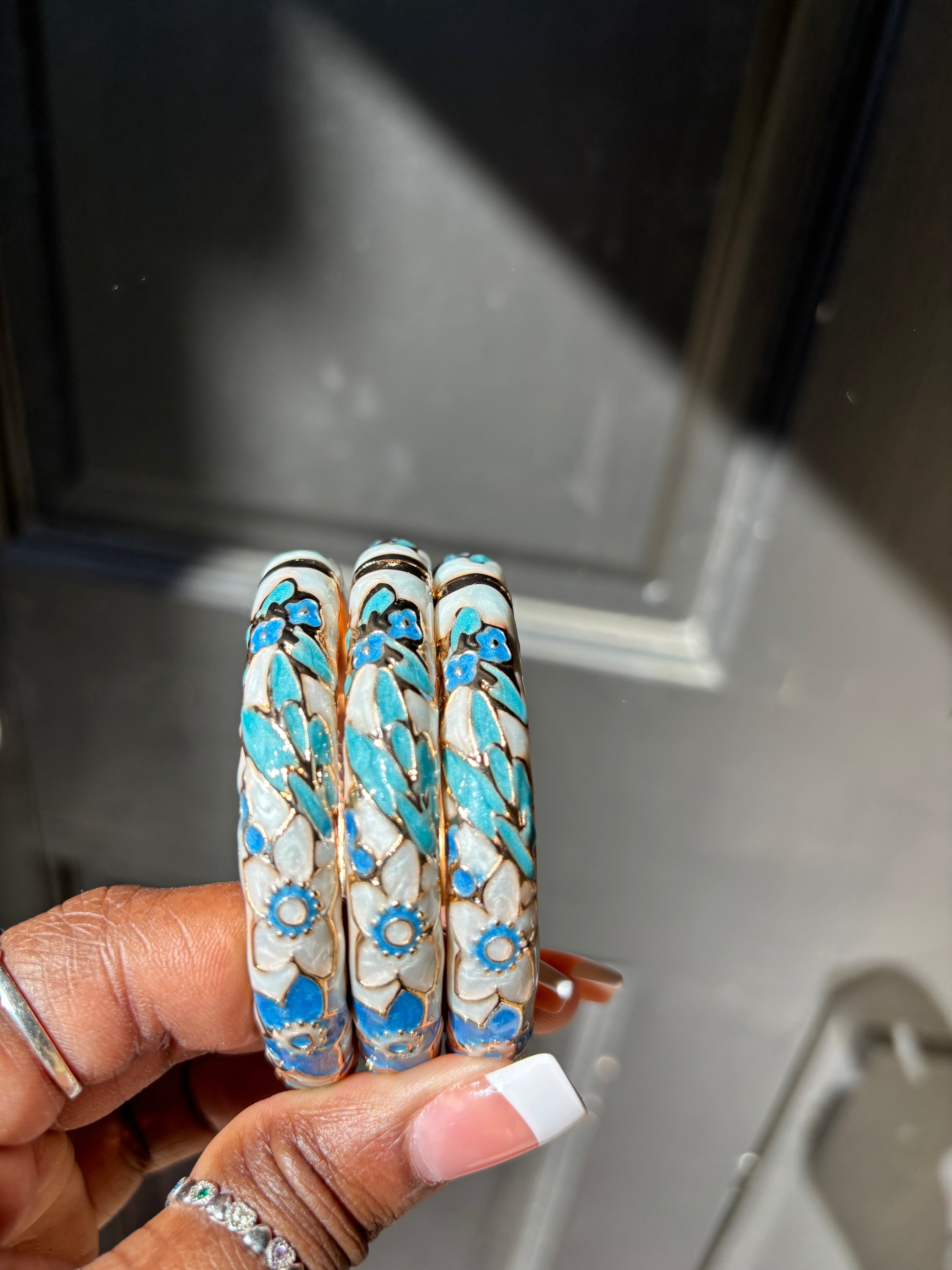 Floral vintage cuff bangle