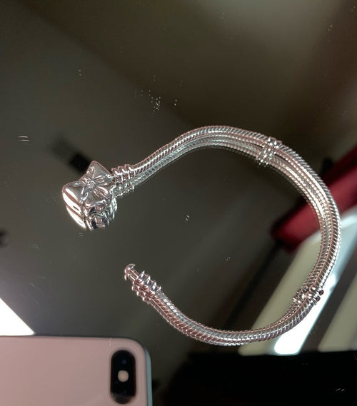 Bow clasp snake chain Bracelet