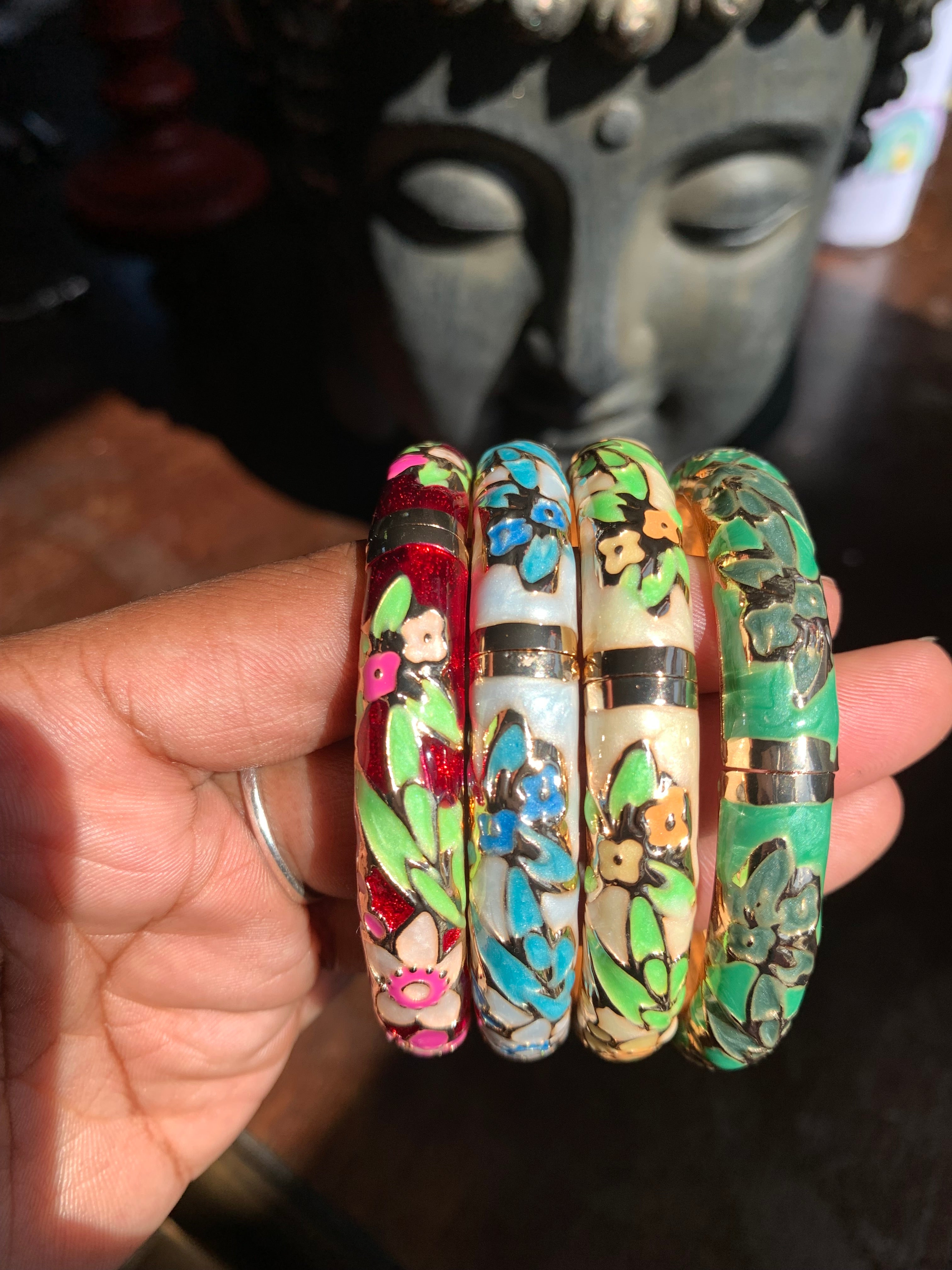 Floral vintage cuff bangle