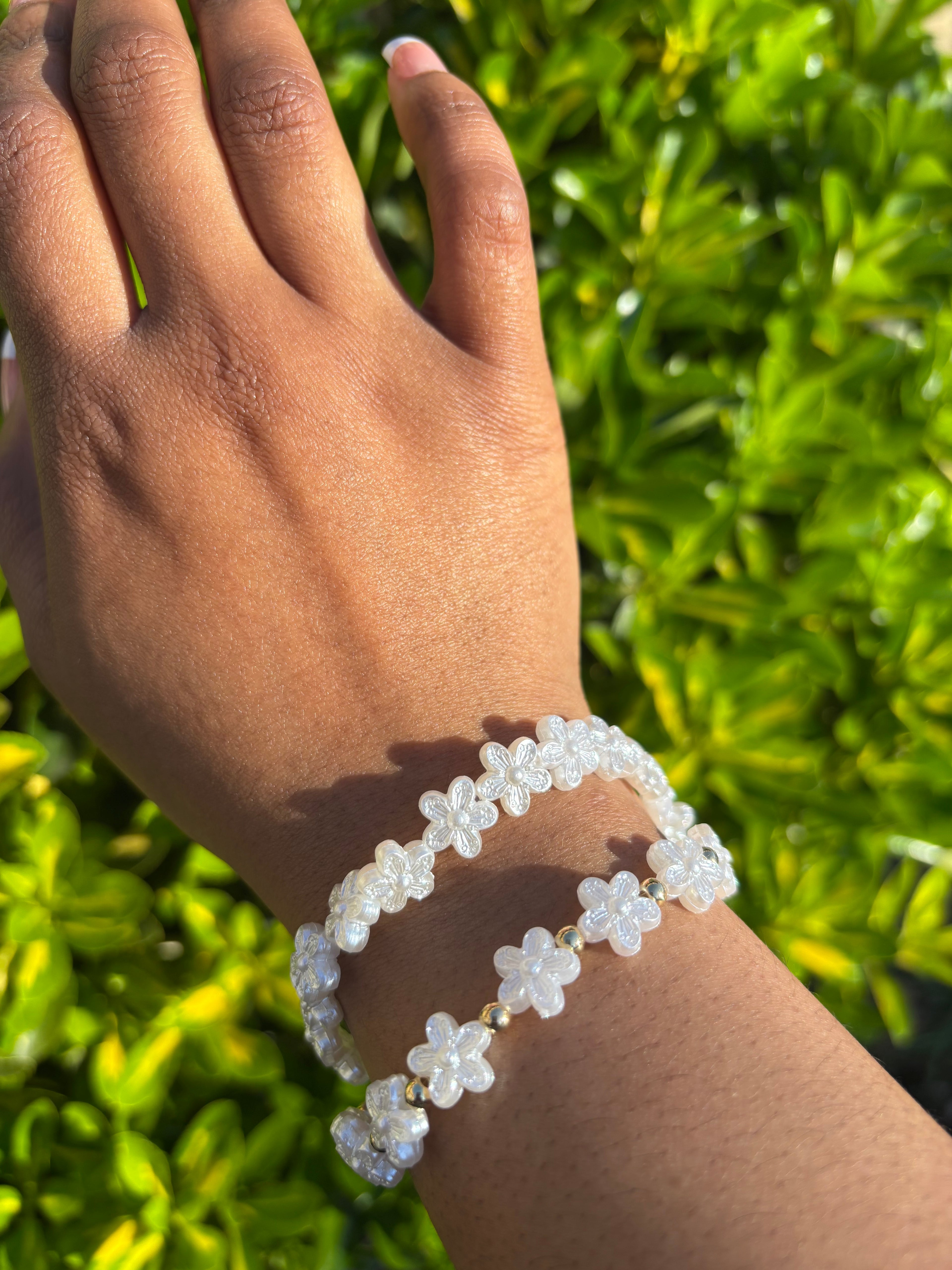 White flower Bracelet