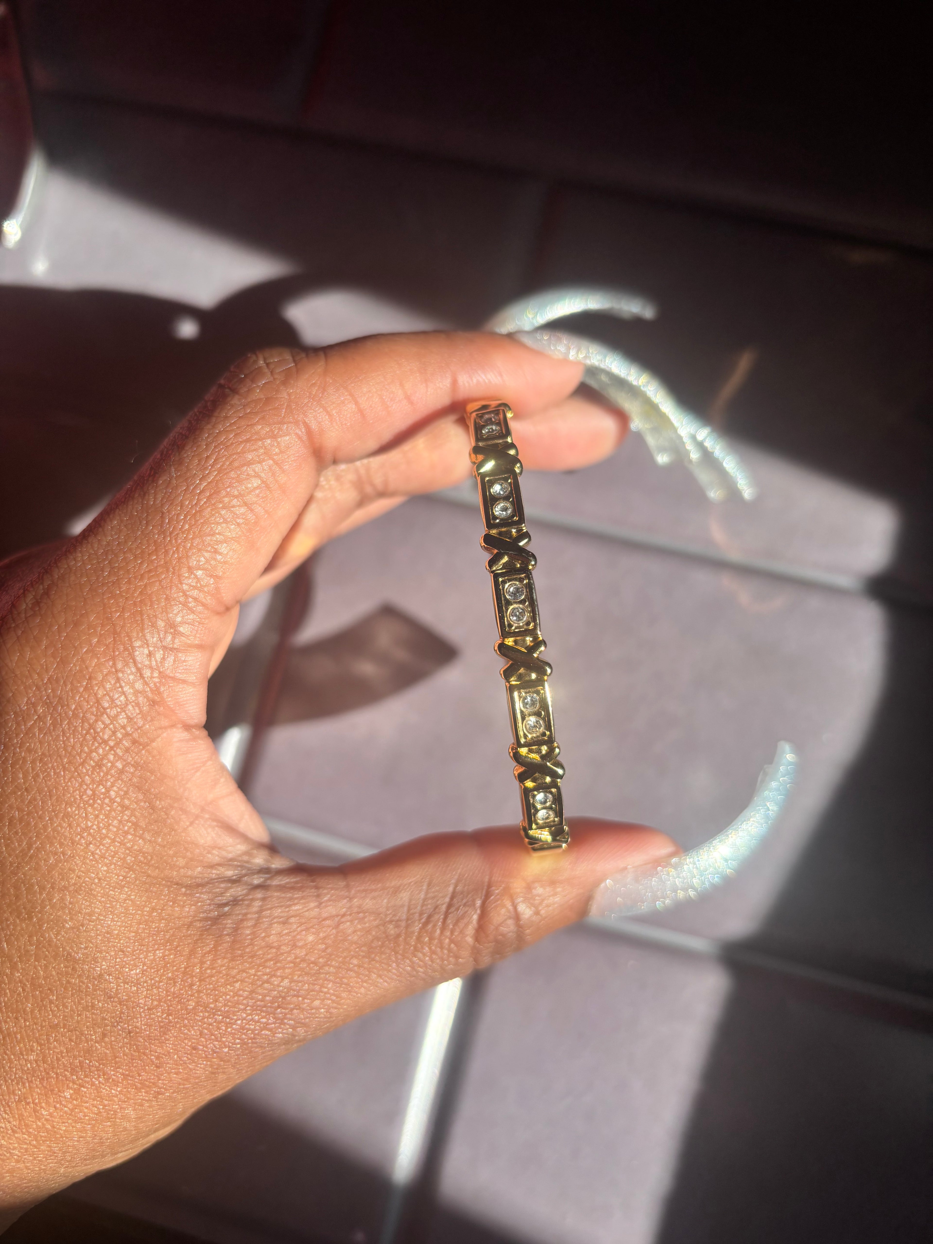 Cross bangle in 304 stainless steel