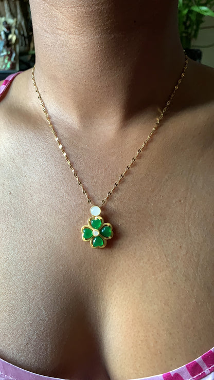 Clover jade necklace