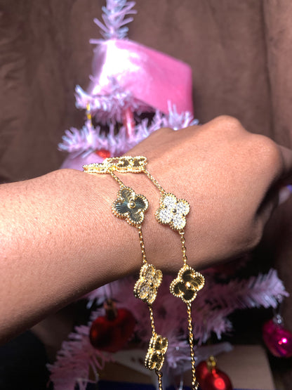 Clover bracelet